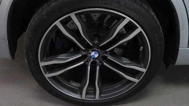 Photo of 2016 Donington Gray Metallic BMW X5 M