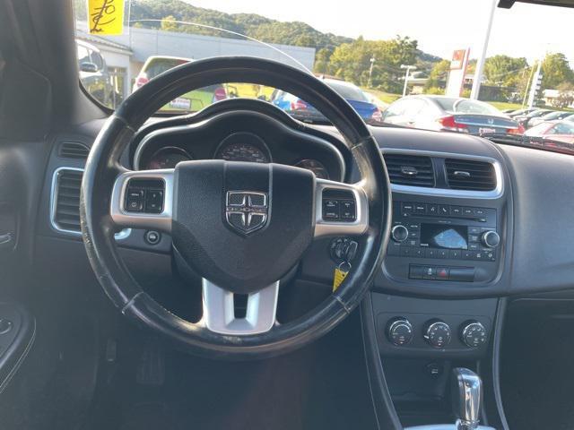 Photo of 2011 Redline 2 Coat Pearl Dodge Avenger