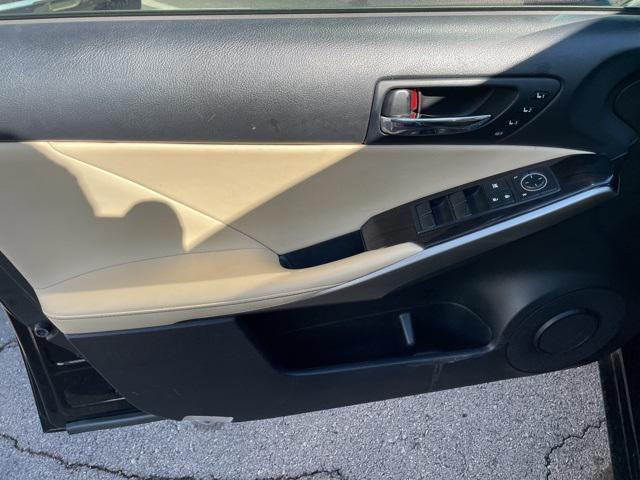 Photo of 2014 Obsidian Lexus IS 250