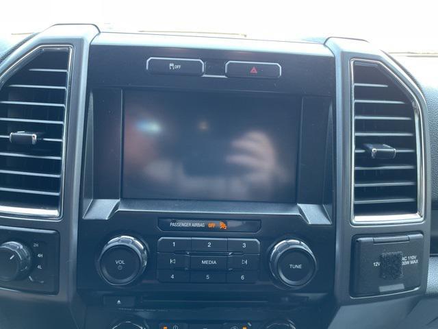 Photo of 2015 Tuxedo Black Metallic Ford F-150