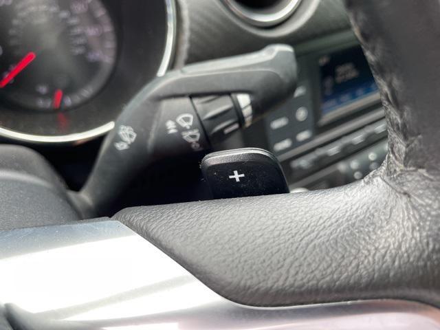 Photo of 2015 Magnetic Metallic Ford Mustang