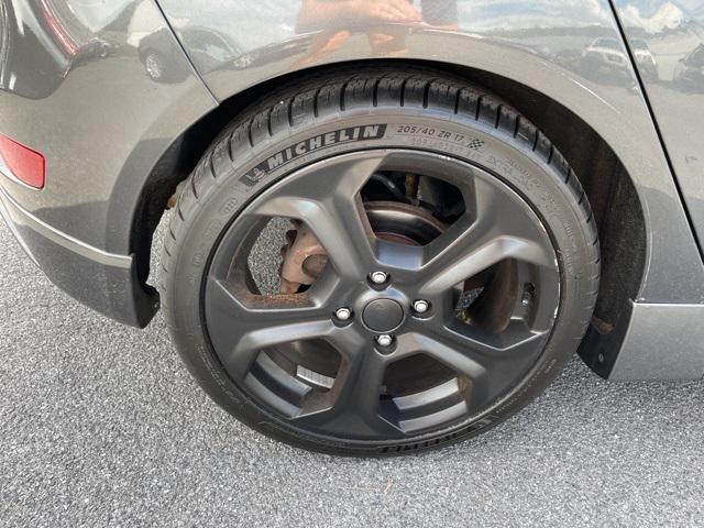 Photo of 2016 Magnetic Ford Fiesta