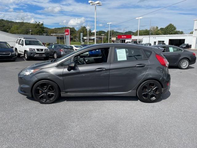 Photo of 2016 Magnetic Ford Fiesta