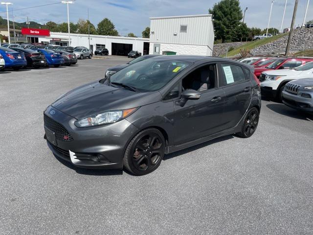 Photo of 2016 Magnetic Ford Fiesta