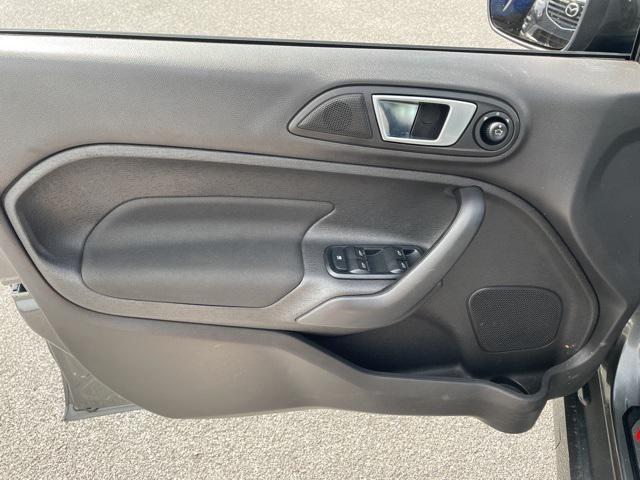 Photo of 2016 Magnetic Ford Fiesta