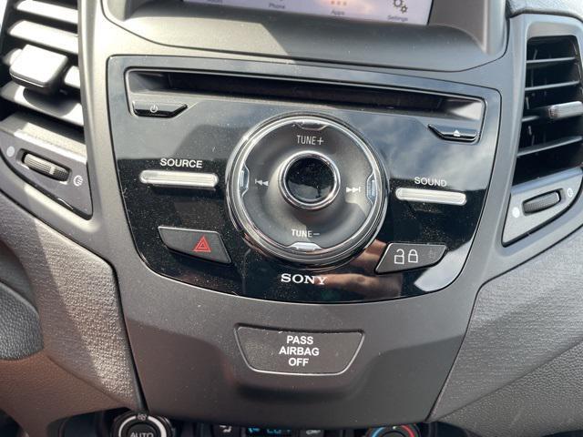Photo of 2016 Magnetic Ford Fiesta