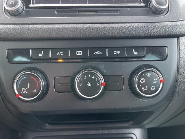 Photo of 2014 Night Blue Volkswagen Tiguan
