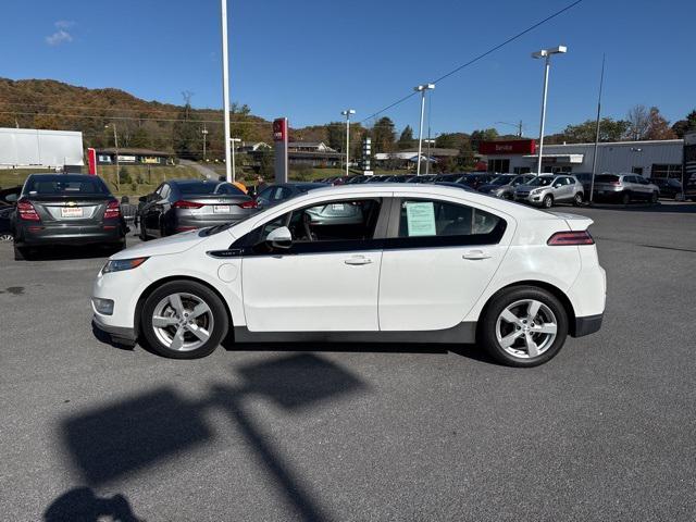 Photo of 2013 Summit White Chevrolet Volt