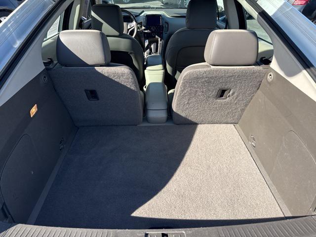 Photo of 2013 Summit White Chevrolet Volt