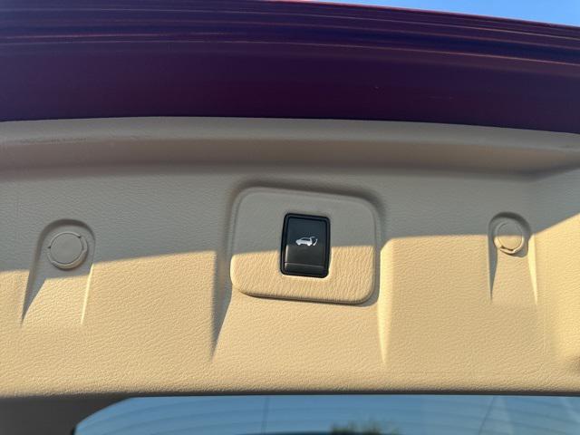 Photo of 2018 Cayenne Red Metallic Nissan Murano