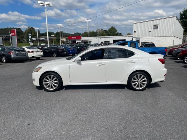 Photo of 2009 White Lexus IS 250