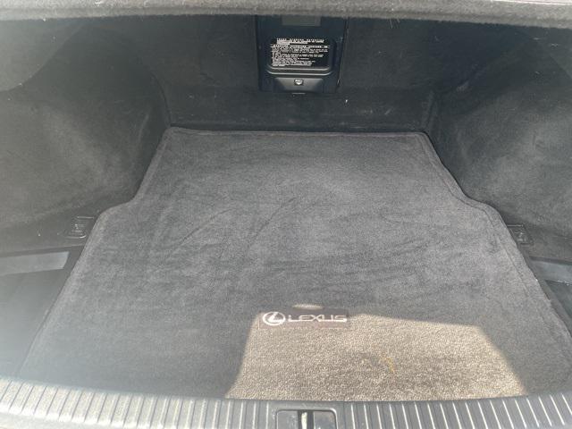 Photo of 2009 White Lexus IS 250