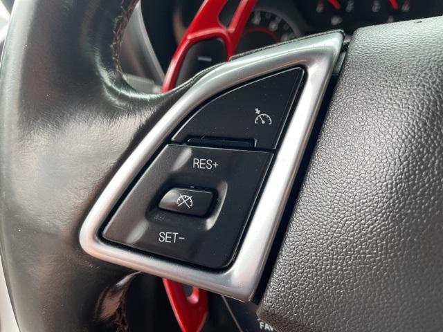 Photo of 2019 Summit White Chevrolet Camaro