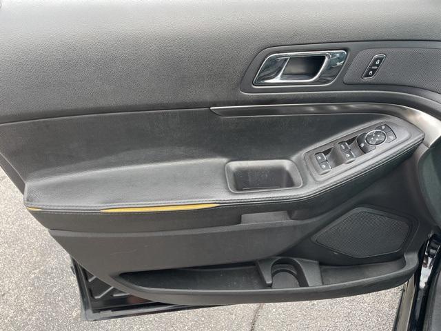 Photo of 2015 Shadow Black Ford Utility Police Interceptor