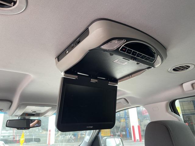 Photo of 2017 Iridium Metallic GMC Yukon