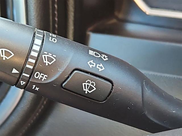 Photo of 2020 Summit White Chevrolet Silverado 2500