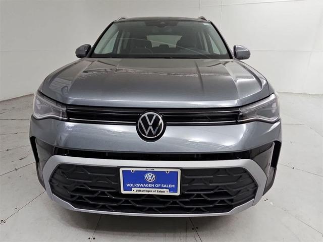 Photo of 2025 Gray Volkswagen Taos