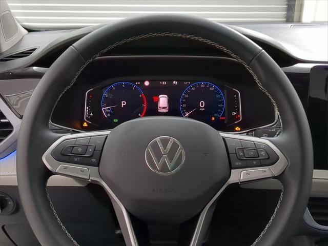 Photo of 2025 Pure White Volkswagen Taos