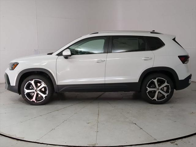 Photo of 2025 Pure White Volkswagen Taos