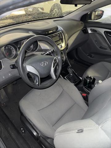 2012 Hyundai Elantra