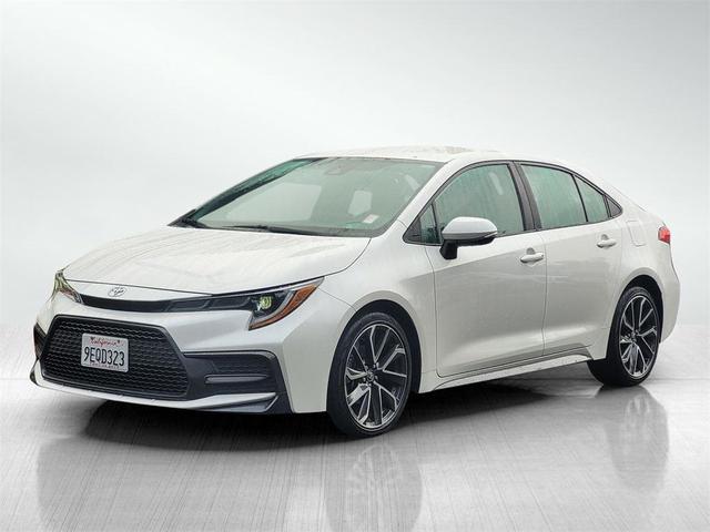 Photo of 2020 Blizzard Pearl Toyota Corolla
