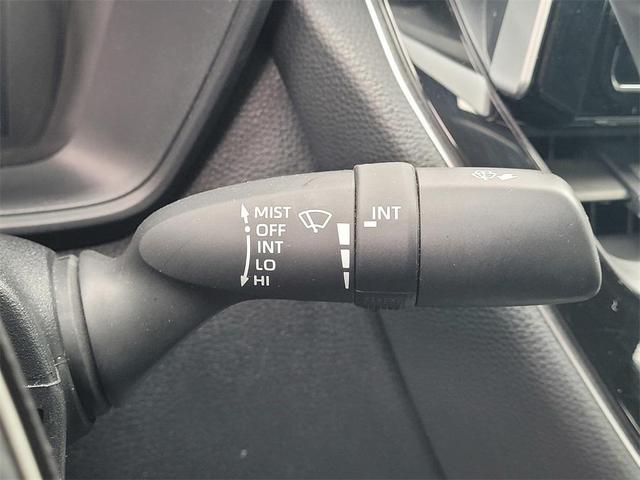 Photo of 2020 Blizzard Pearl Toyota Corolla