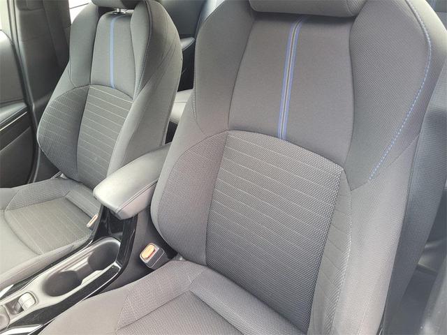 Photo of 2020 Blizzard Pearl Toyota Corolla