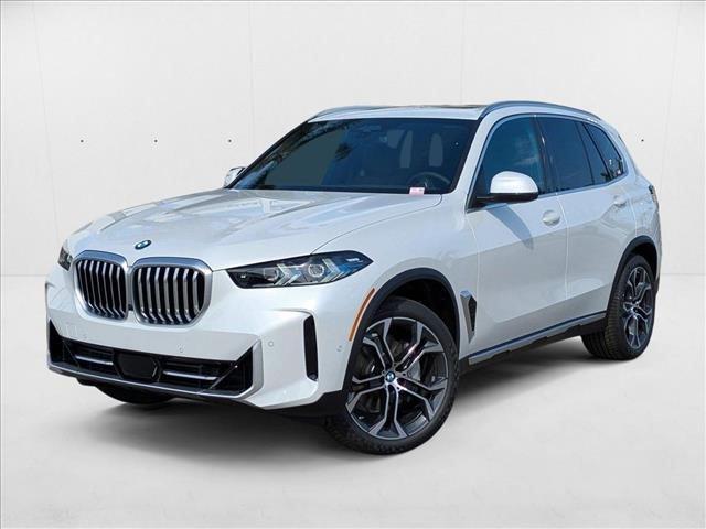 Photo of 2025 Mineral White Metallic BMW X5
