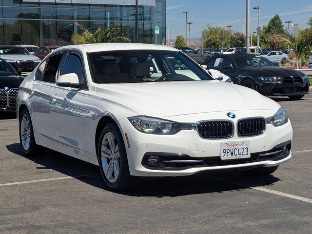 Photo of 2017 Alpine White BMW 330