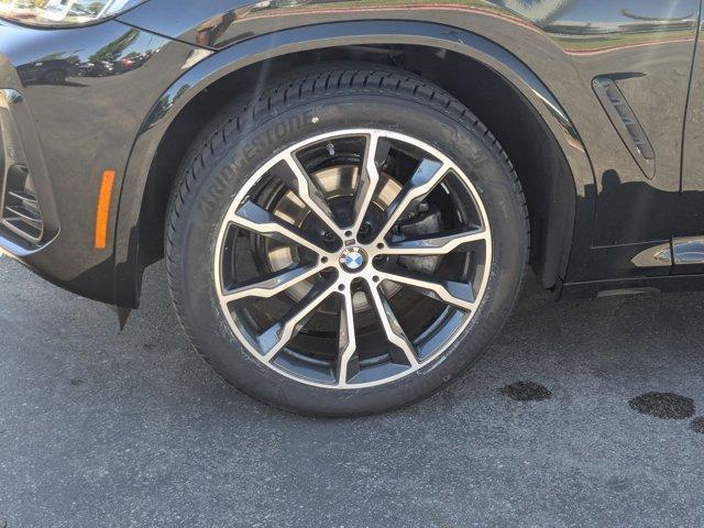 Photo of 2022 Black Sapphire Metallic BMW X3