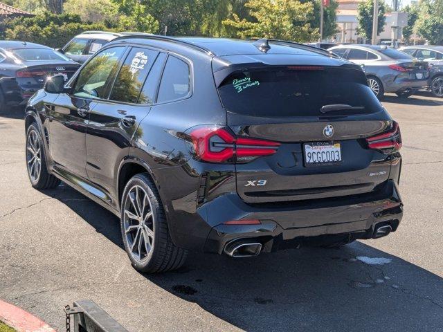 Photo of 2022 Black Sapphire Metallic BMW X3