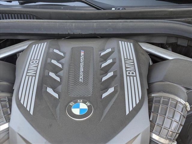 Photo of 2022 Black Sapphire Metallic BMW X7