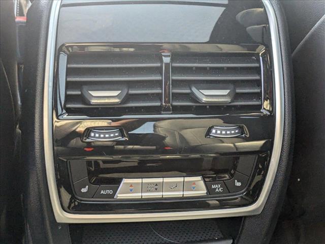 Photo of 2022 Black Sapphire Metallic BMW X7