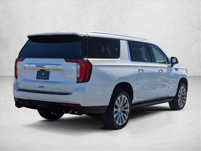 Photo of 2024 White Frost Tri-Coat GMC Yukon XL