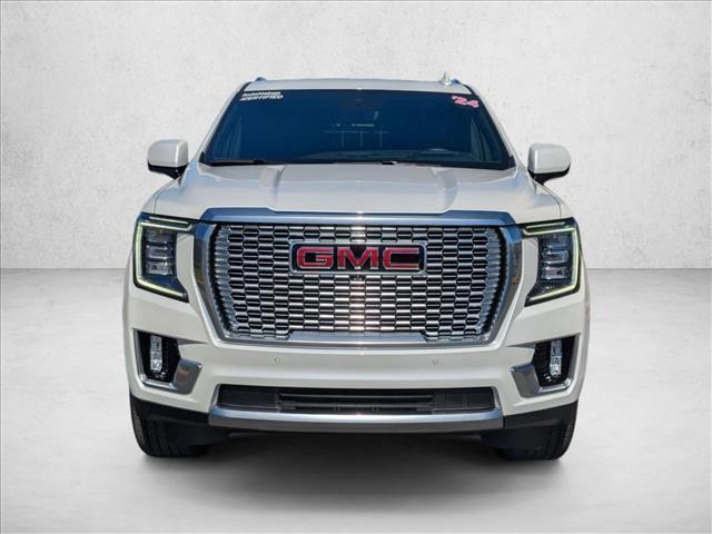 Photo of 2024 White Frost Tri-Coat GMC Yukon XL