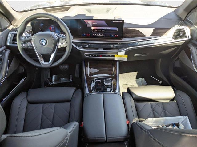 Photo of 2025 Black Sapphire Metallic BMW X5 PHEV