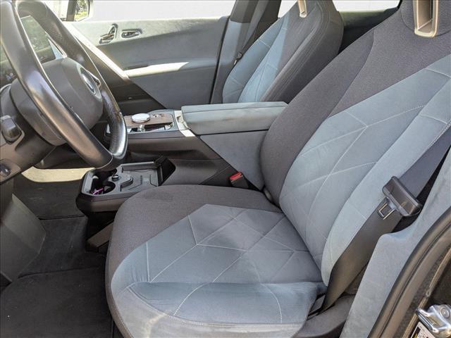 Photo of 2023 Alpine White BMW iX