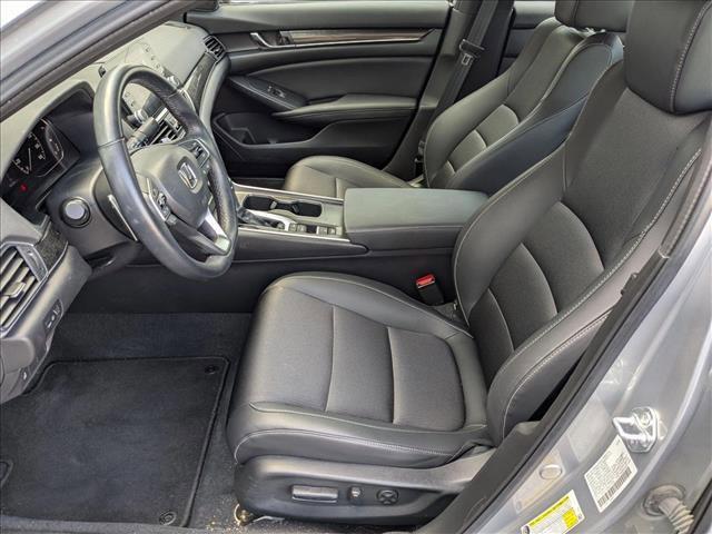 Photo of 2022 Lunar Silver Metallic Honda Accord