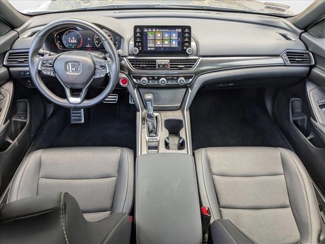 Photo of 2022 Lunar Silver Metallic Honda Accord
