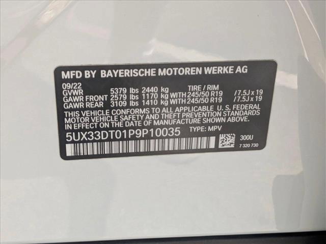 Photo of 2023 Alpine White BMW X4
