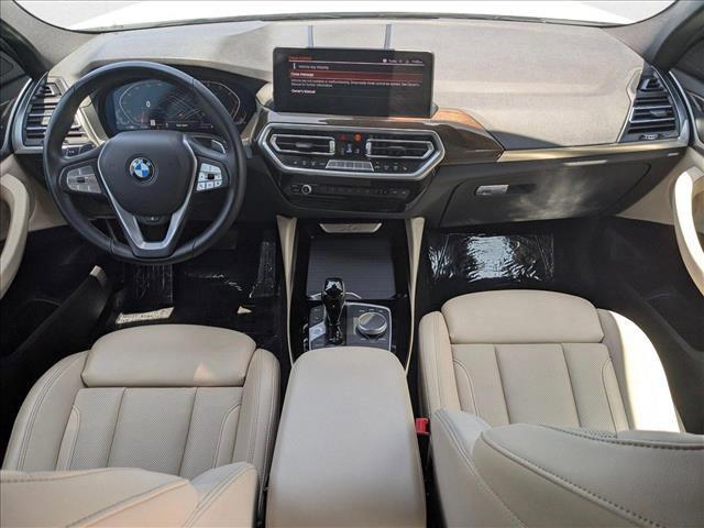 Photo of 2023 Alpine White BMW X4