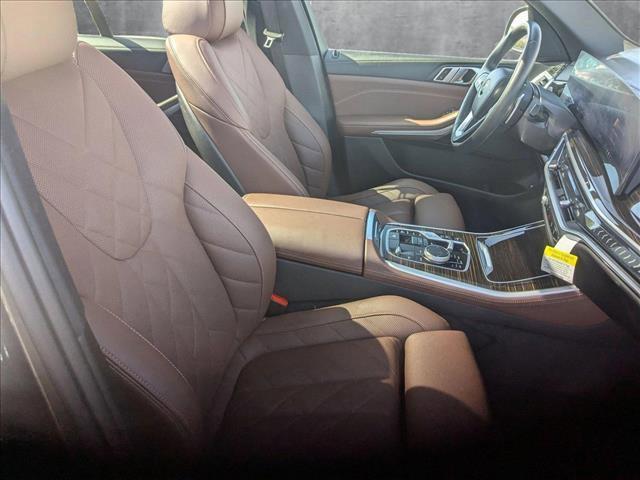 Photo of 2024 Manhattan Green Metallic BMW X5 PHEV