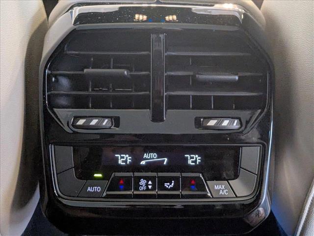 Photo of 2025 Alpine White BMW iX