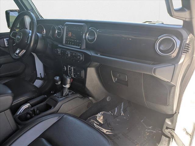 Photo of 2020 Bright White Clearcoat Jeep Wrangler Unlimited