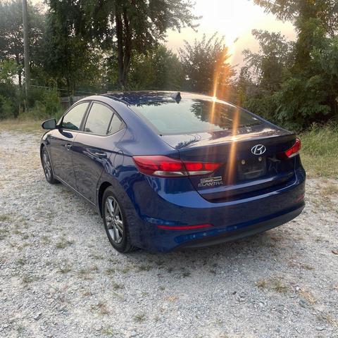 Photo of 2018 Lakeside Blue Hyundai ELANTRA