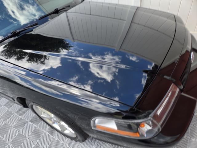 Photo of 2003 Black Clearcoat Mercury Marauder