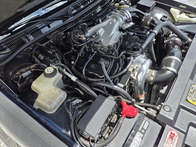 Photo of 2003 Black Clearcoat Mercury Marauder