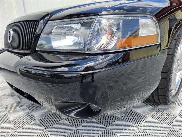 Photo of 2003 Black Clearcoat Mercury Marauder