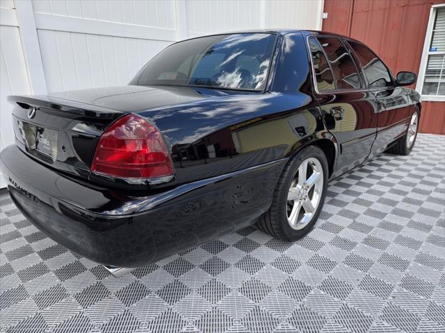 Photo of 2003 Black Clearcoat Mercury Marauder
