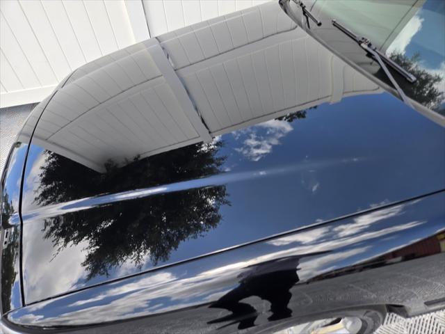 Photo of 2003 Black Clearcoat Mercury Marauder
